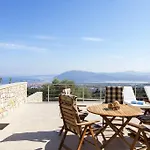 Alivia Lefkas Luxury * Apolpaina