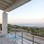 Alivia Lefkas Luxury *