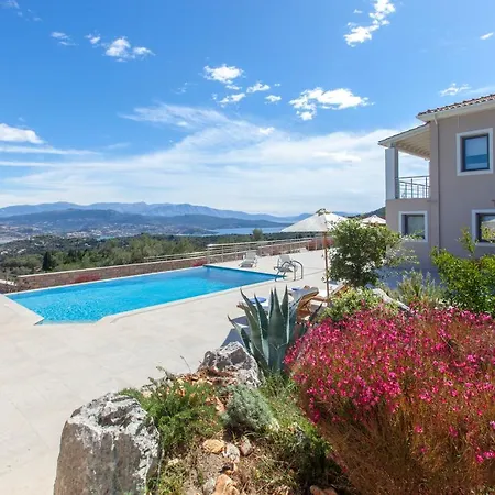 Alivia Lefkas Luxury Βίλα *
