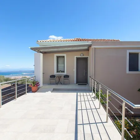 Alivia Lefkas Luxury Βίλα *