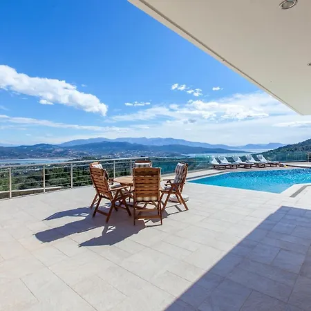 Βίλα Alivia Lefkas Luxury Απόλπαινα