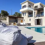 Alivia Lefkas Luxury Apolpaina