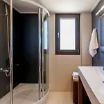 Alivia Lefkas Luxury *