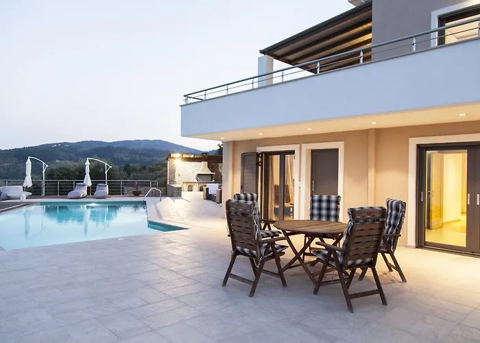 Alivia Lefkas Luxury
