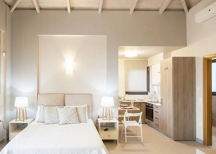 Alivia Lefkas Luxury